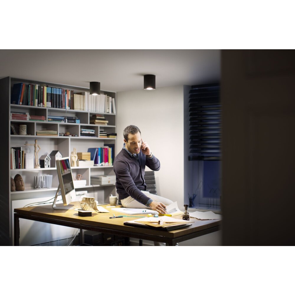 Philips Hue Pillar Plafoniera LED Nero, 1-Luce, Telecomando main product photo