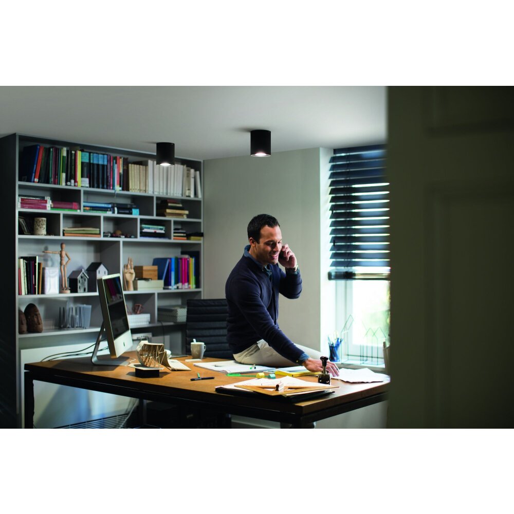 Philips Hue Pillar Plafoniera LED Nero, 1-Luce, Telecomando