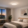Brilliant Plafoniera moderna LED Vittoria piatta e rotonda, bianca, 4000 Kelvin luce neutra
